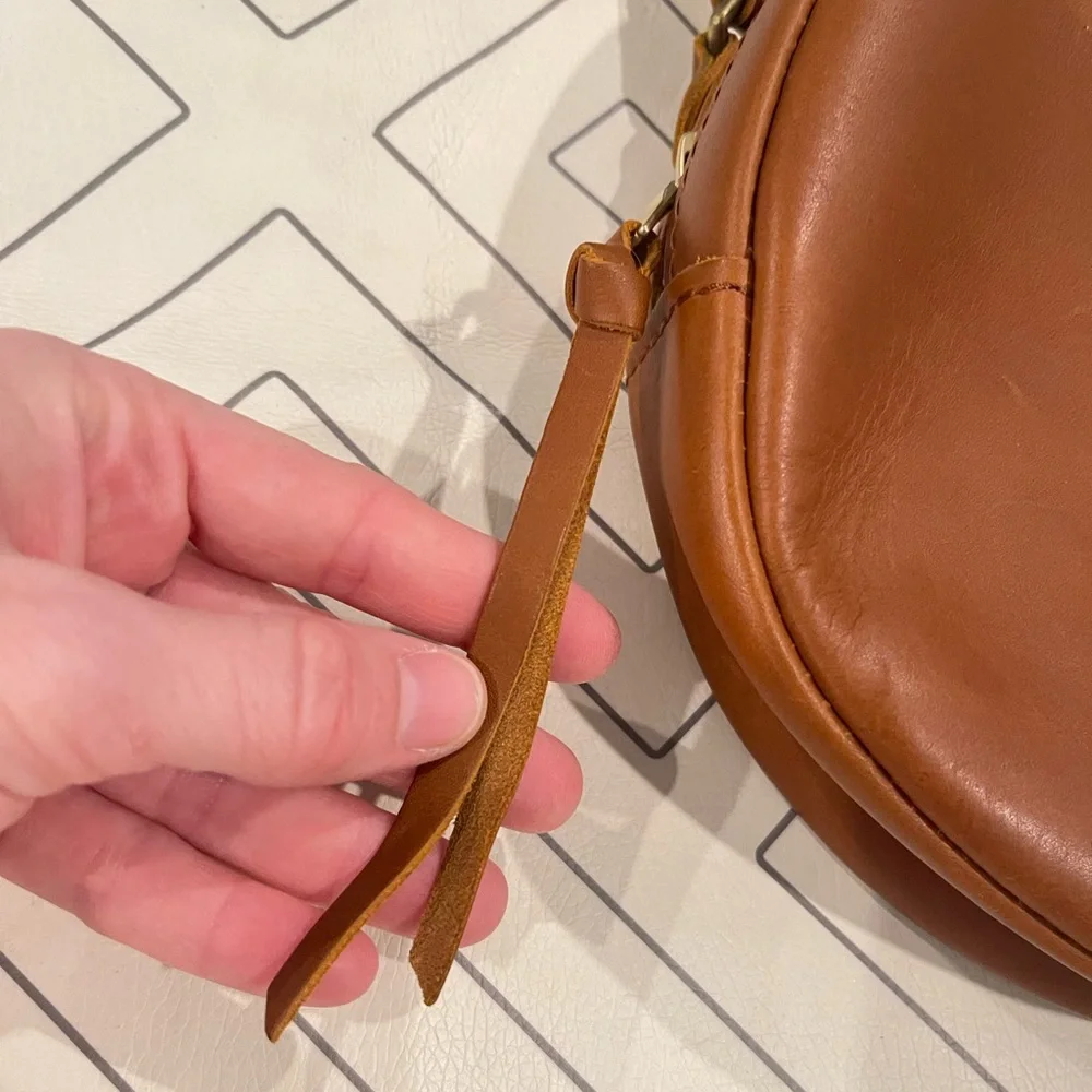 New Portland Leather Round Purse - Picture 4 of 13